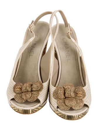 Chanel Interlocking CC Logo Slingback Pumps