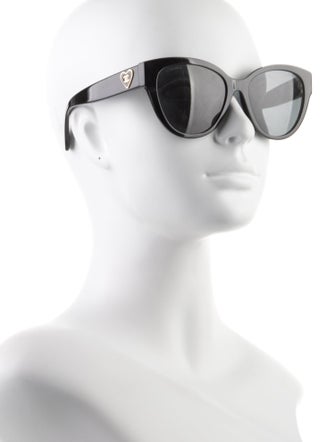Chanel Interlocking CC Logo Cat-Eye Sunglasses