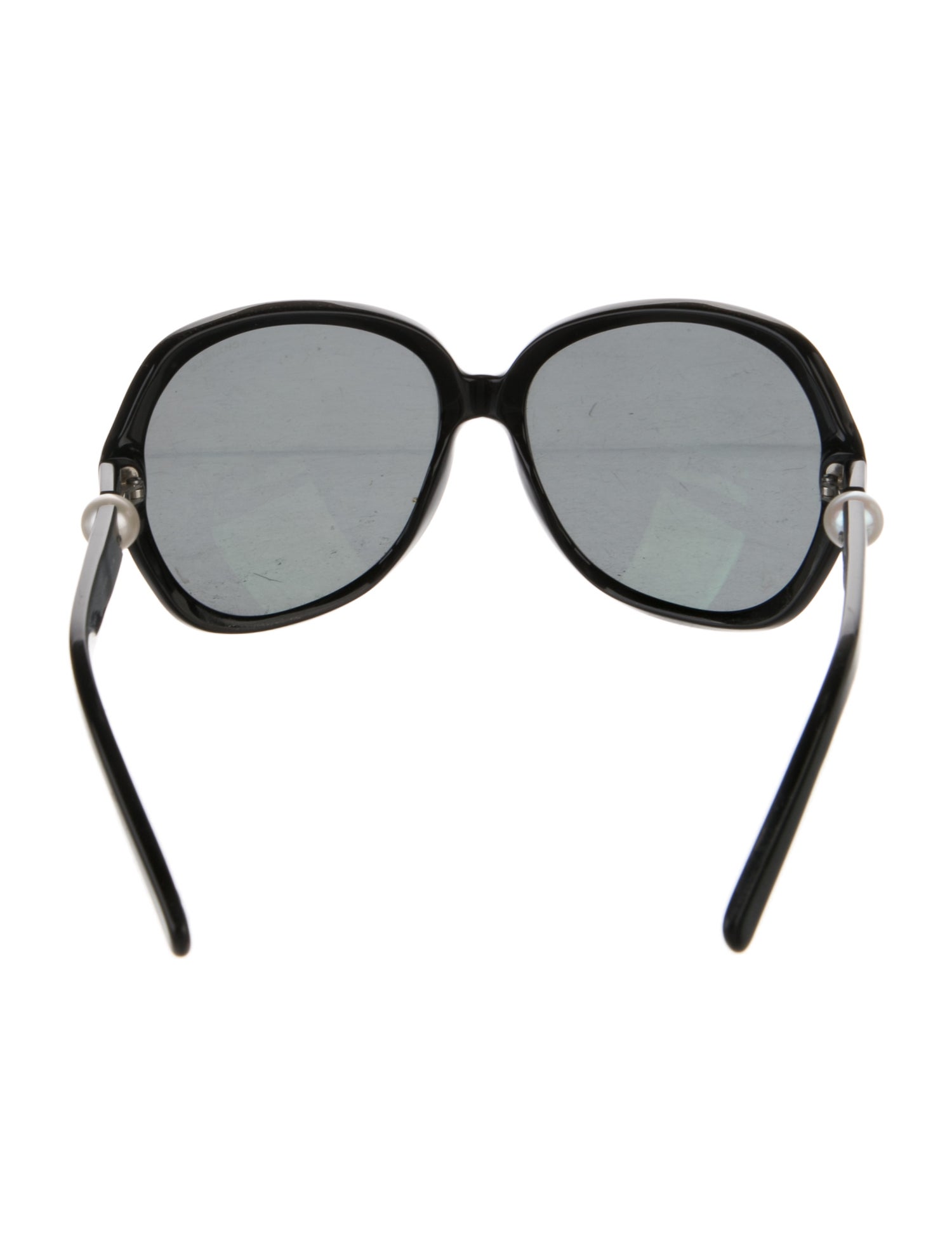 Chanel Collection Perle Interlocking CC Logo Sunglasses