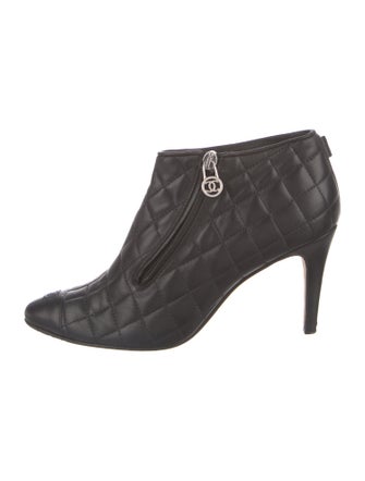 Chanel 2007 Interlocking CC Logo Boots