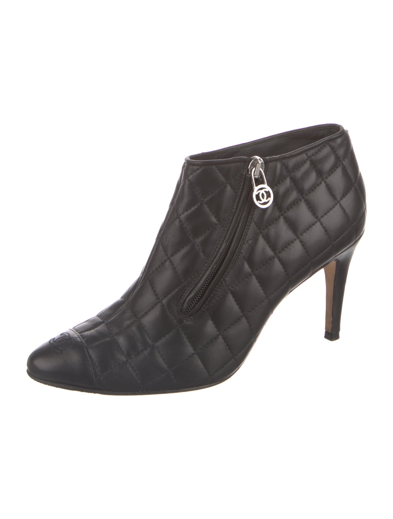 Chanel 2007 Interlocking CC Logo Boots