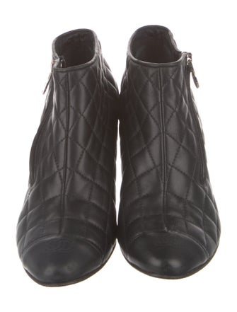 Chanel 2007 Interlocking CC Logo Boots