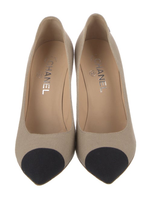 Chanel 2014 Interlocking CC Logo Pumps