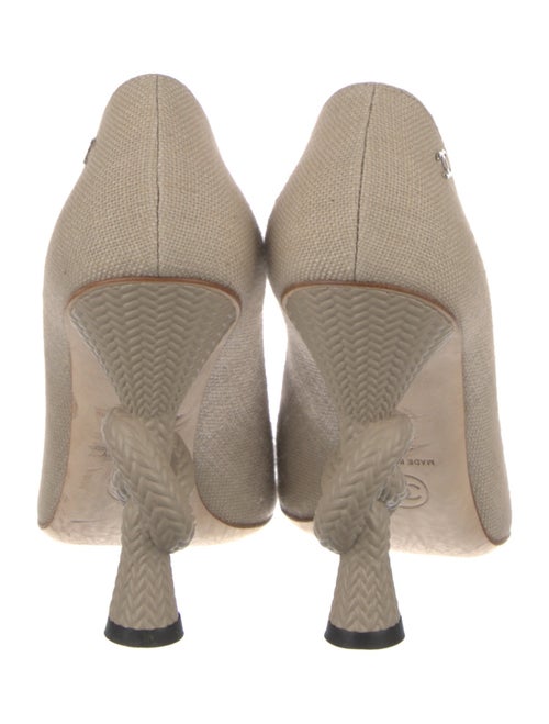 Chanel 2014 Interlocking CC Logo Pumps