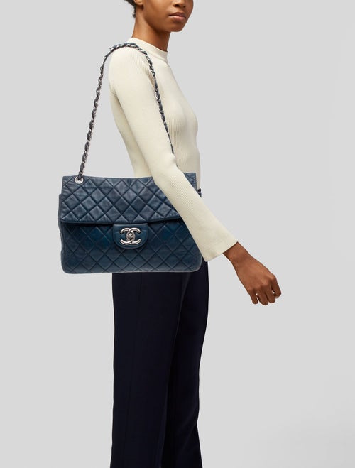 Chanel Classic Maxi Single Flap Bag