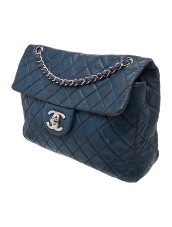 Chanel Classic Maxi Single Flap Bag