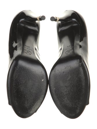 Chanel 2015 Interlocking CC Logo Pumps