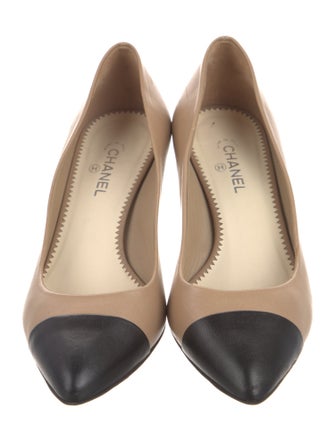 Chanel 2013 Interlocking CC Logo Pumps