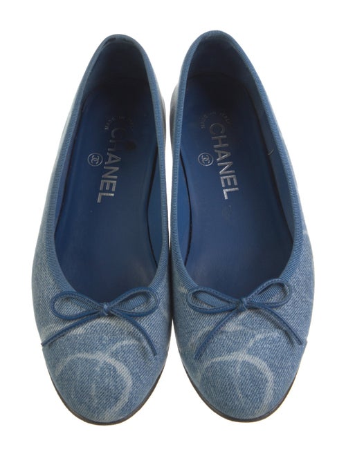 Chanel 2023 Interlocking CC Logo Ballet Flats