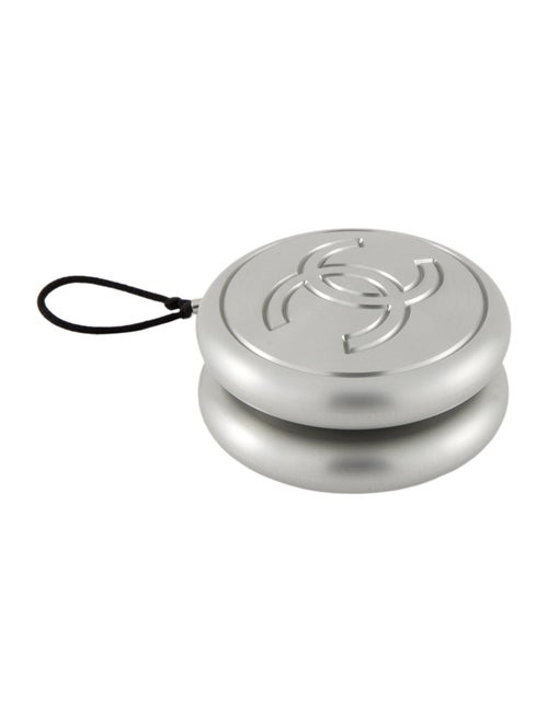 Chanel CC Yo-Yo