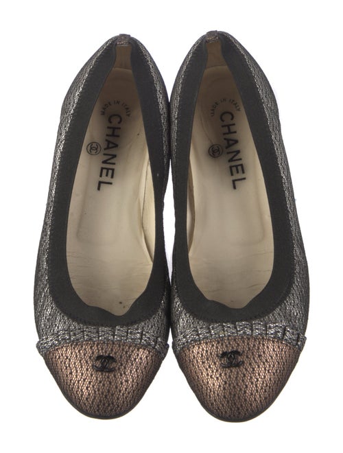 Chanel Interlocking CC Logo Leather Ballet Flats