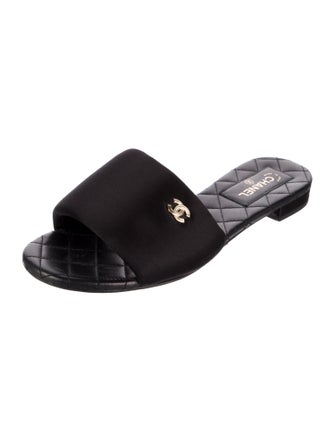 Chanel 2022 Interlocking CC Logo Slides