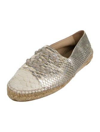 Chanel 2015 Interlocking CC Logo Espadrilles