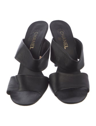 Chanel Interlocking CC Logo Leather Slides