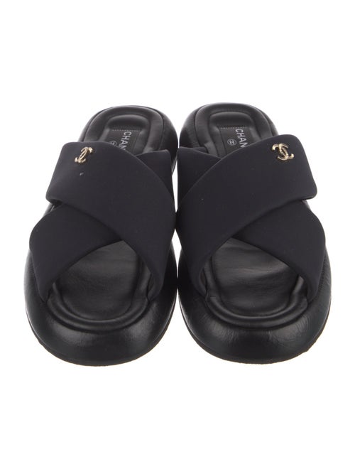 Chanel Interlocking CC Logo Slides