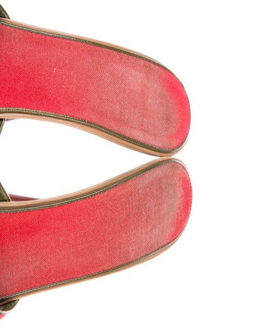 Chanel 2001 Camellia Accent Slides