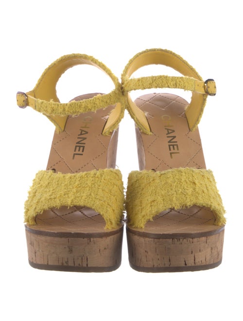 Chanel 2022 Tweed Slingback Pumps