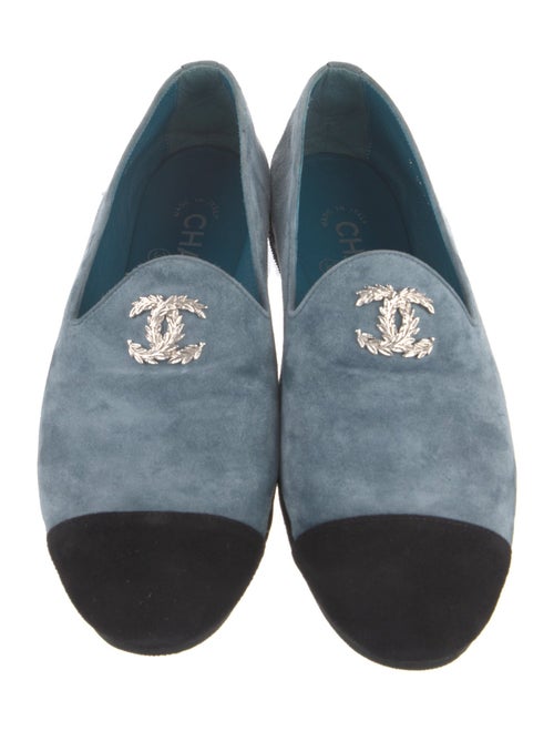 Chanel 2022 Interlocking CC Logo Loafers