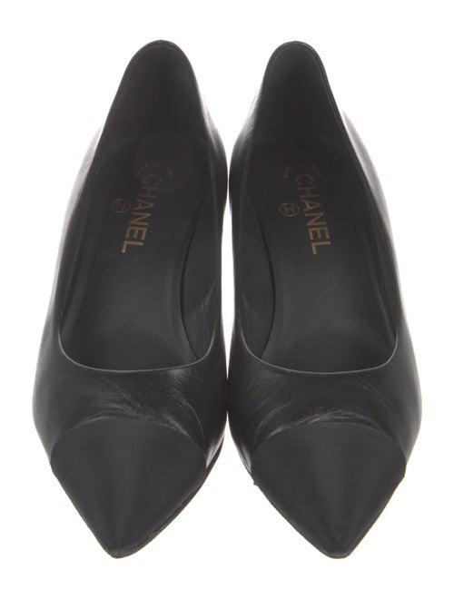 Chanel 2016 Interlocking CC Logo Pumps