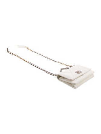 Chanel 19 Wallet On Chain