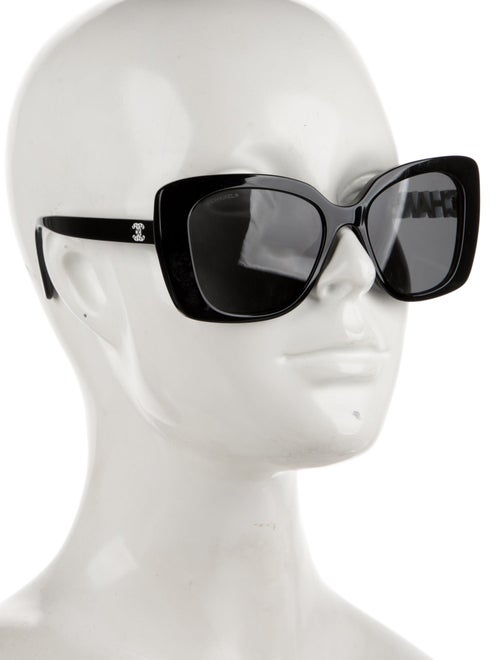 Chanel Interlocking CC Logo Oversize Sunglasses