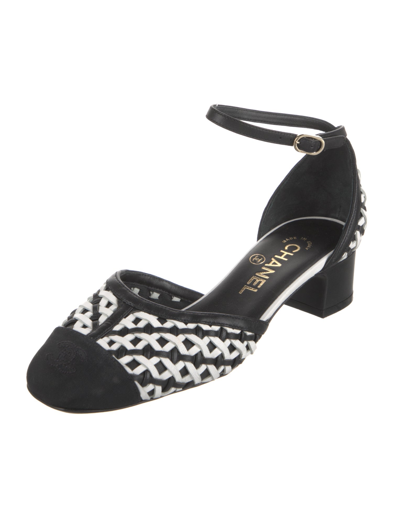 Chanel 2022 Interlocking CC Logo D'Orsay Pumps
