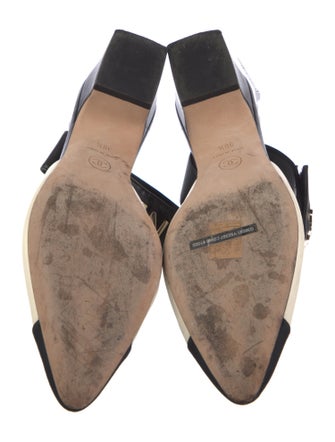 Chanel Interlocking CC Logo Leather D'Orsay Pumps