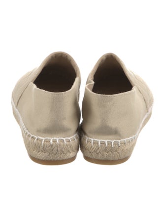 Chanel 2020 Interlocking CC Logo Espadrilles