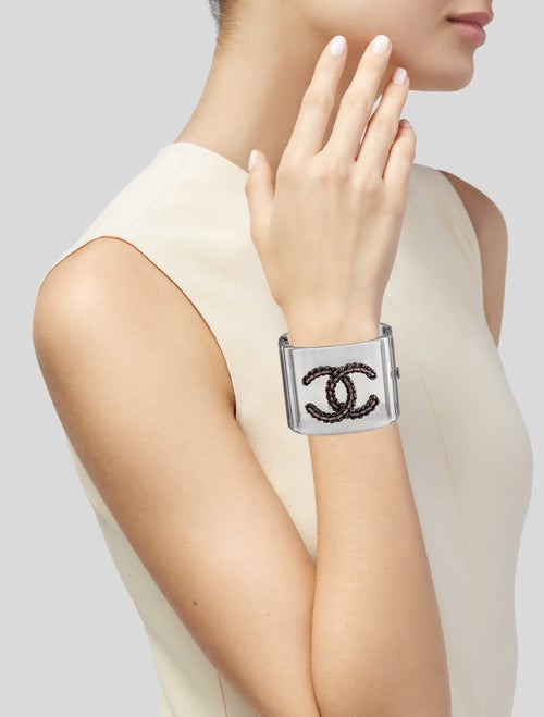 Chanel Strass & Resin CC Hinged Bangle