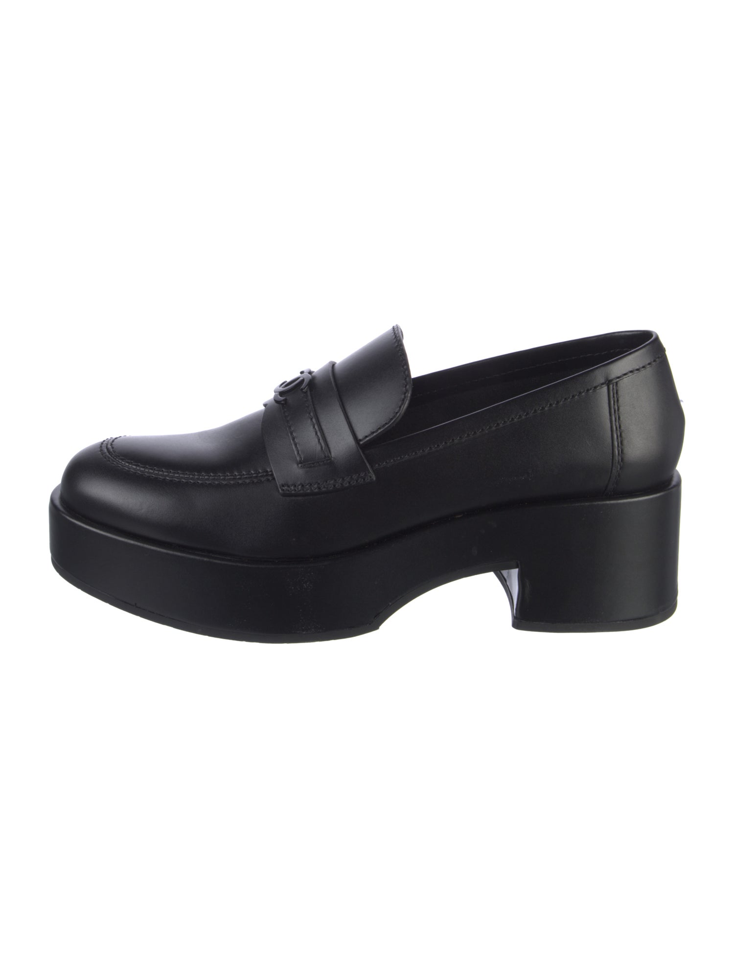 Chanel Interlocking CC Logo Leather Loafers