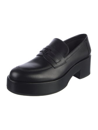 Chanel Interlocking CC Logo Leather Loafers