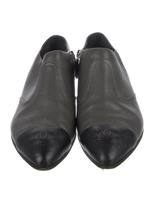 Chanel Interlocking CC Logo Leather Oxfords