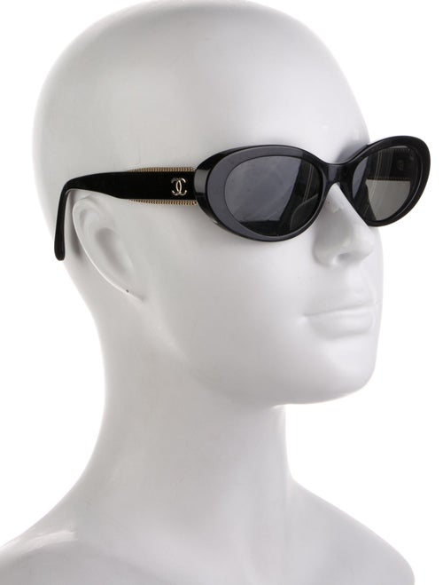 Chanel Interlocking CC Logo Cat-Eye Sunglasses