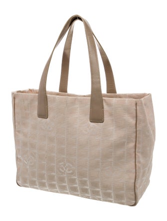 Chanel Medium Travel Ligne Tote