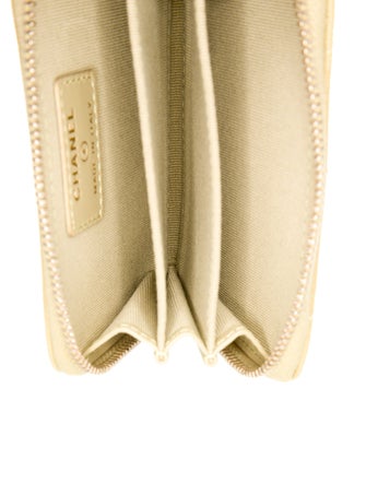 Chanel 2022 Interlocking CC Logo Coin Pouch