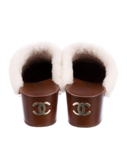 Chanel 2023 Coco Neige Mules