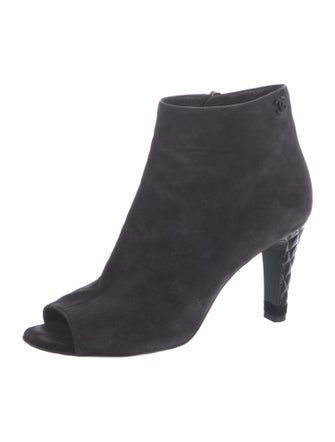 Chanel Interlocking CC Logo Suede Boots