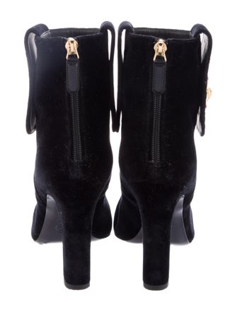 Chanel 2019 Interlocking CC Logo Boots