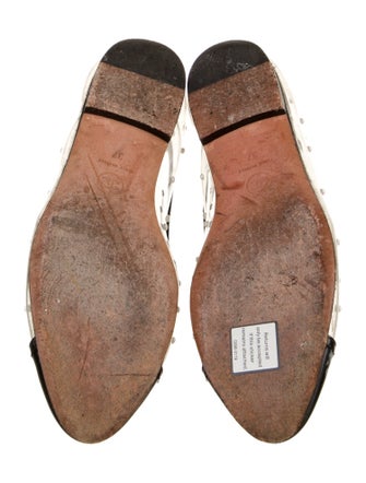 Chanel Interlocking CC Logo Ballet Flats