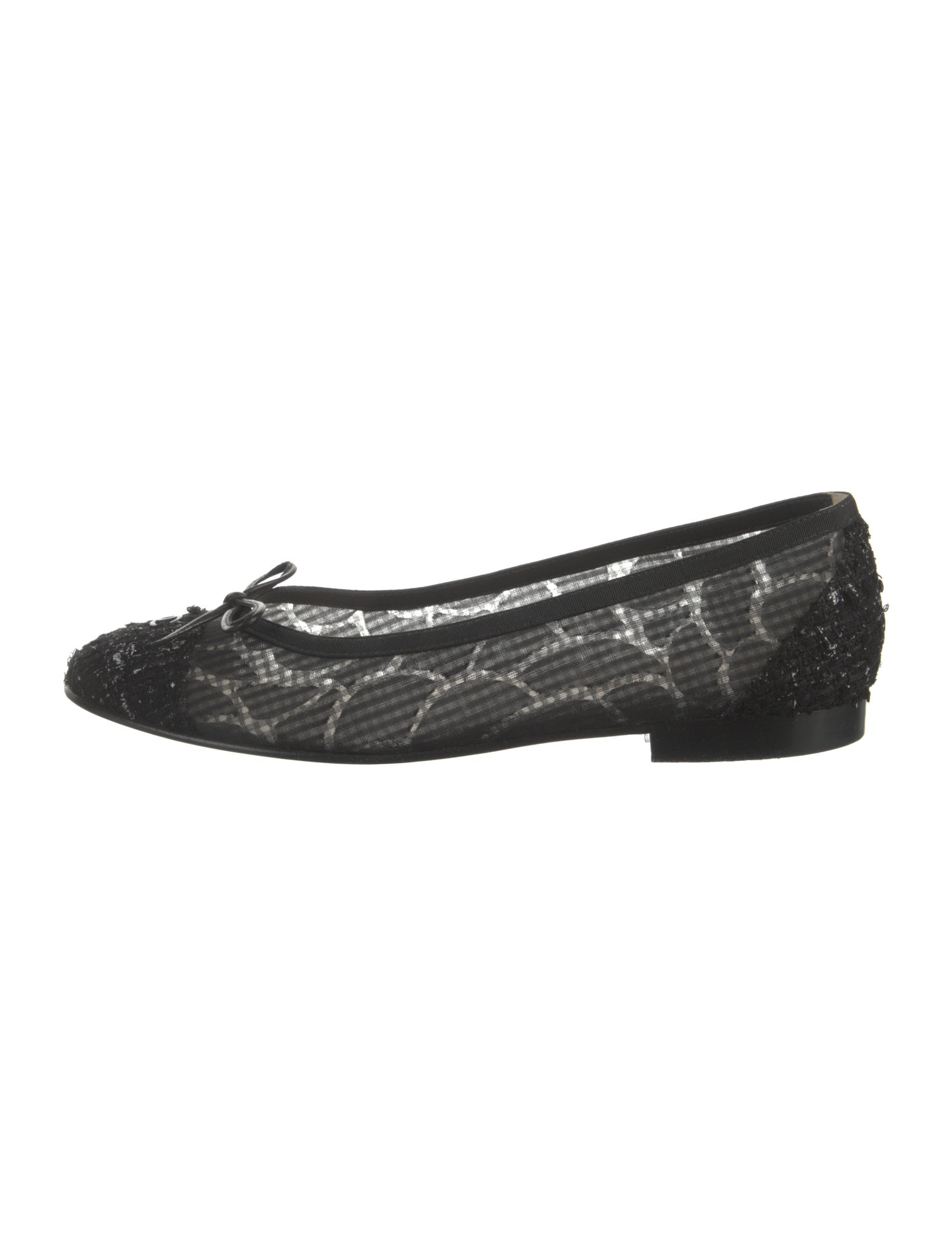 Chanel 2011 Interlocking CC Logo Ballet Flats