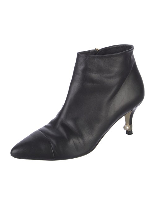 Chanel Interlocking CC Logo Leather Boots