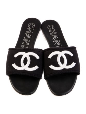 Chanel 2024 Interlocking CC Logo Slides