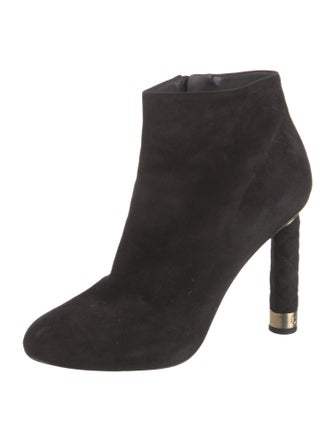 Chanel 2018 Quilted Pattern Boots