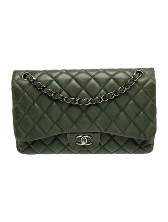 Chanel Classic Jumbo Double Flap Bag