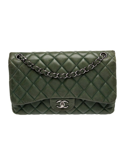 Chanel Classic Jumbo Double Flap Bag