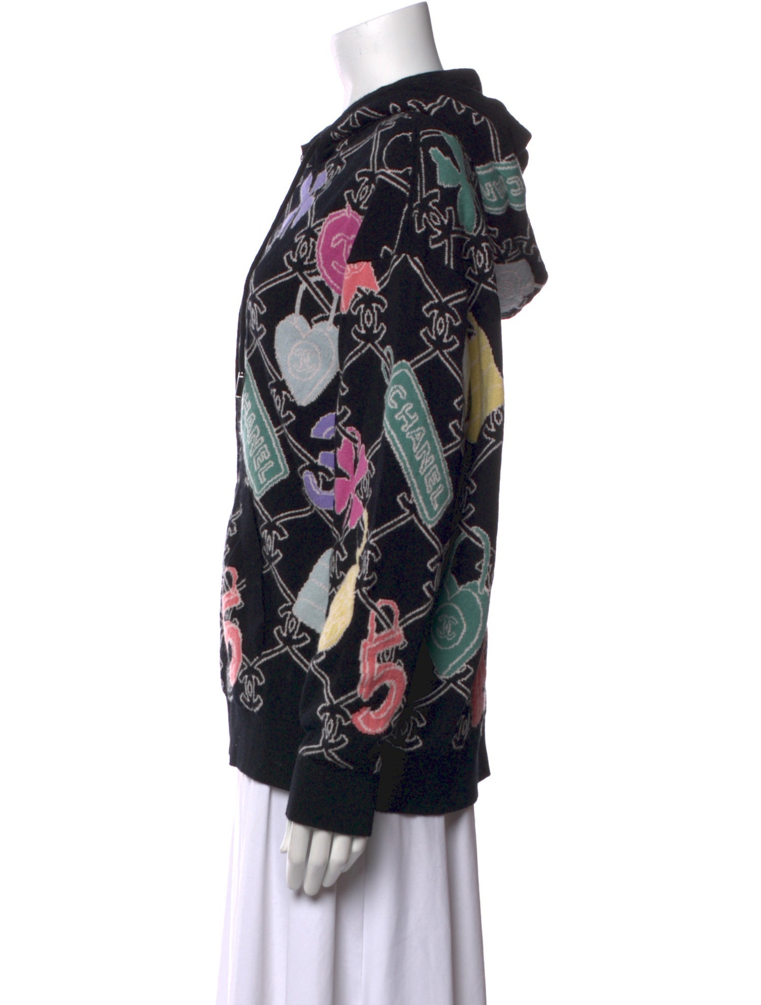 Chanel 2022 Cashmere Sweater