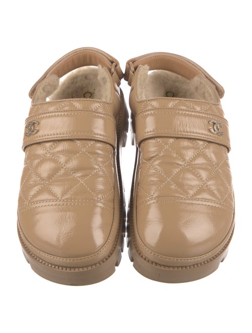 Chanel Interlocking CC Logo Leather Slingback Sandals