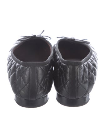 Chanel Interlocking CC Logo Leather Ballet Flats