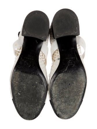 Chanel 2023 Interlocking CC Logo D'Orsay Pumps