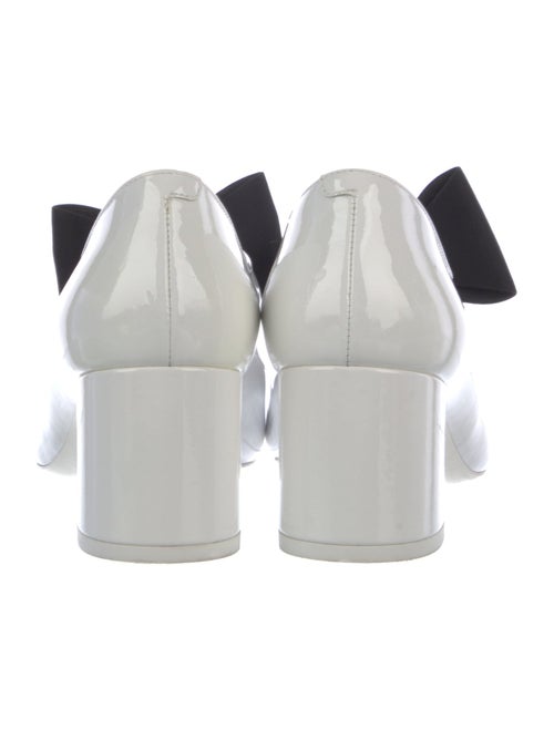 Chanel Interlocking CC Logo Patent Leather Pumps